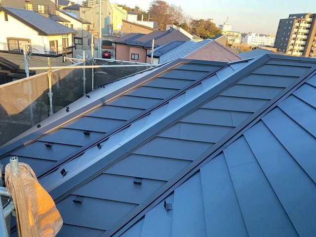 横暖ルーフαｓ　屋根カバー工事